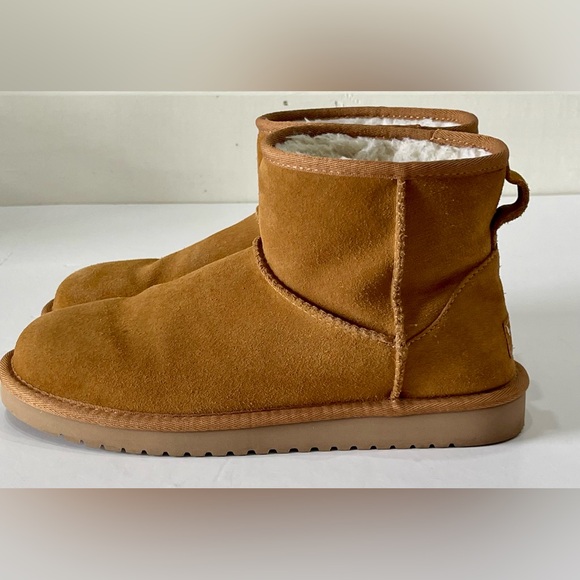 Cozy Tan Suede Boots - Picture 3 of 6